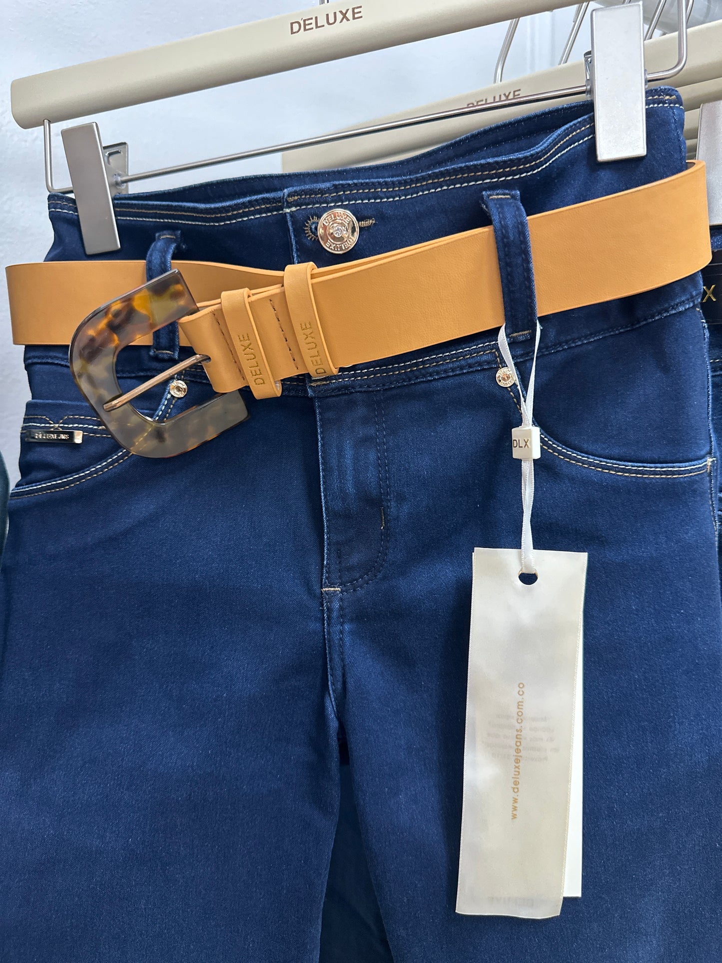 7192 JEANS COLOMBIANO DELUXE - AMOR INFINITO (CINTURÓN AMARILLO)