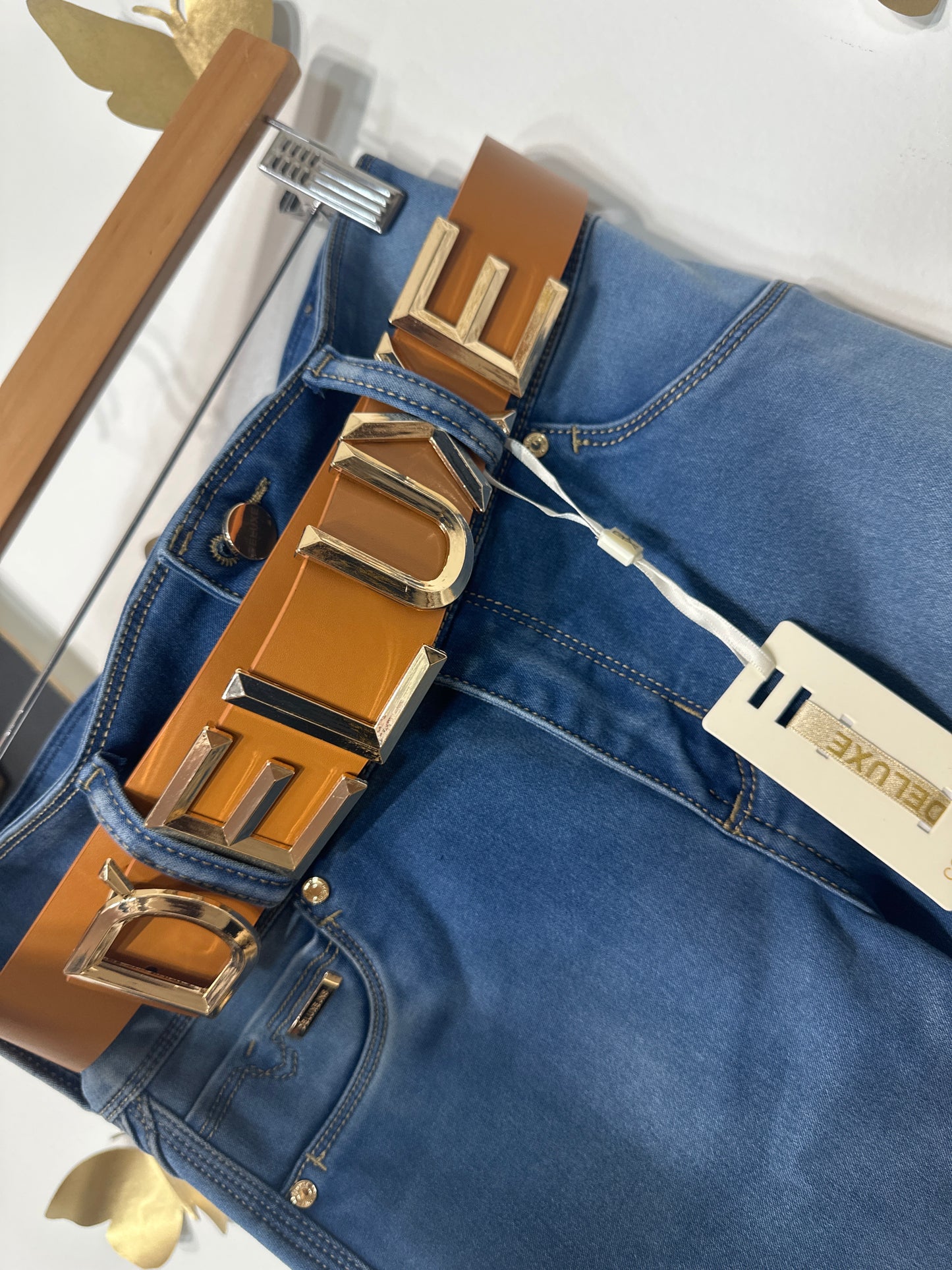 7125 JEANS COLOMBIANO DELUXE (Cinturón diferente a la foto)